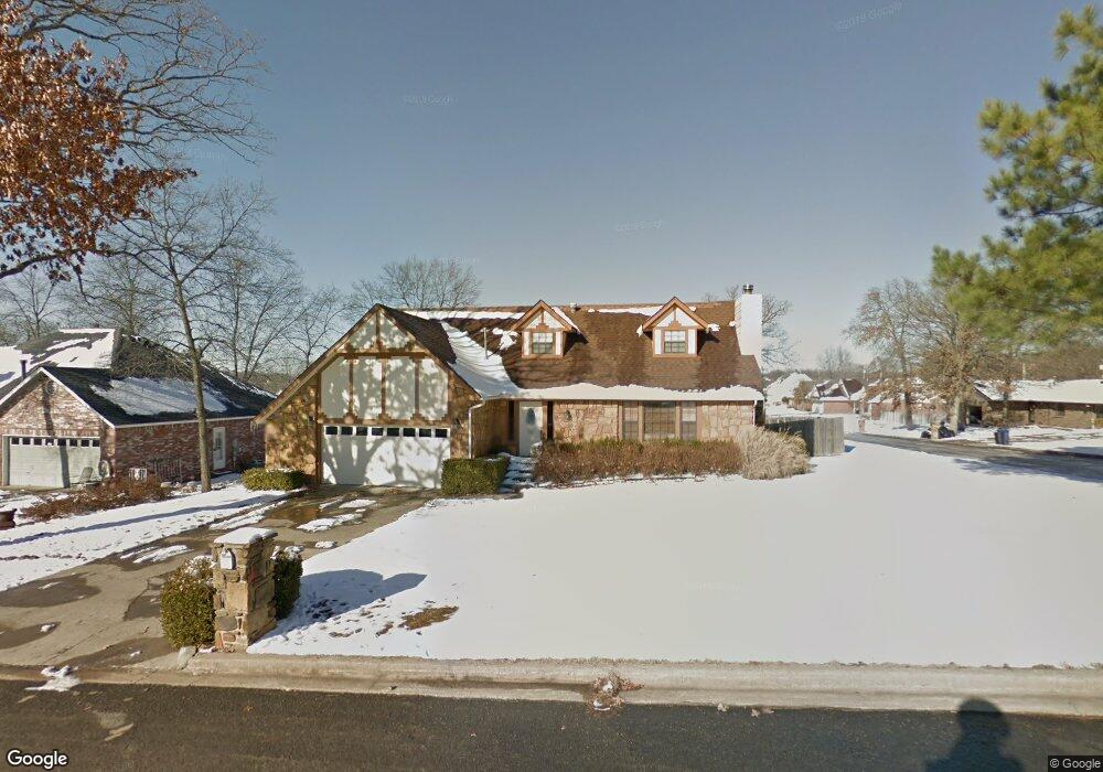 517 Magnolia St, Tahlequah, OK 74464 - photo 1