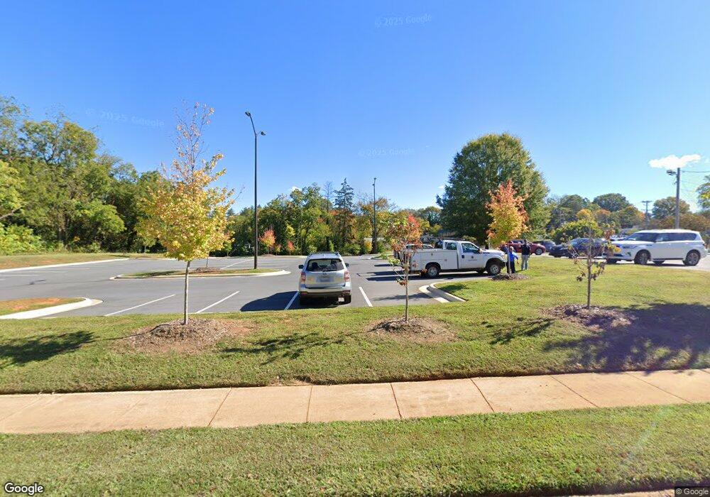 320 N Tradd St, Statesville, NC 28677 - photo 1