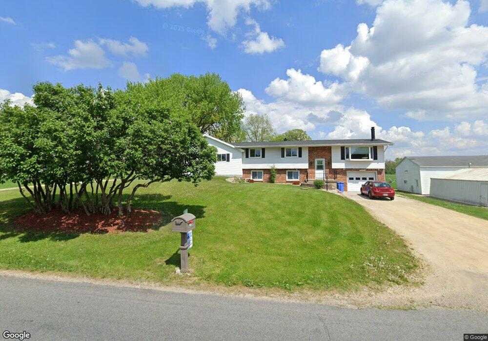 1760 Sand Hill Rd, Oregon, WI 53575 - photo 1