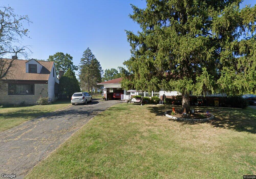 113 Pinewood Dr, Columbus, OH 43213 - photo 1