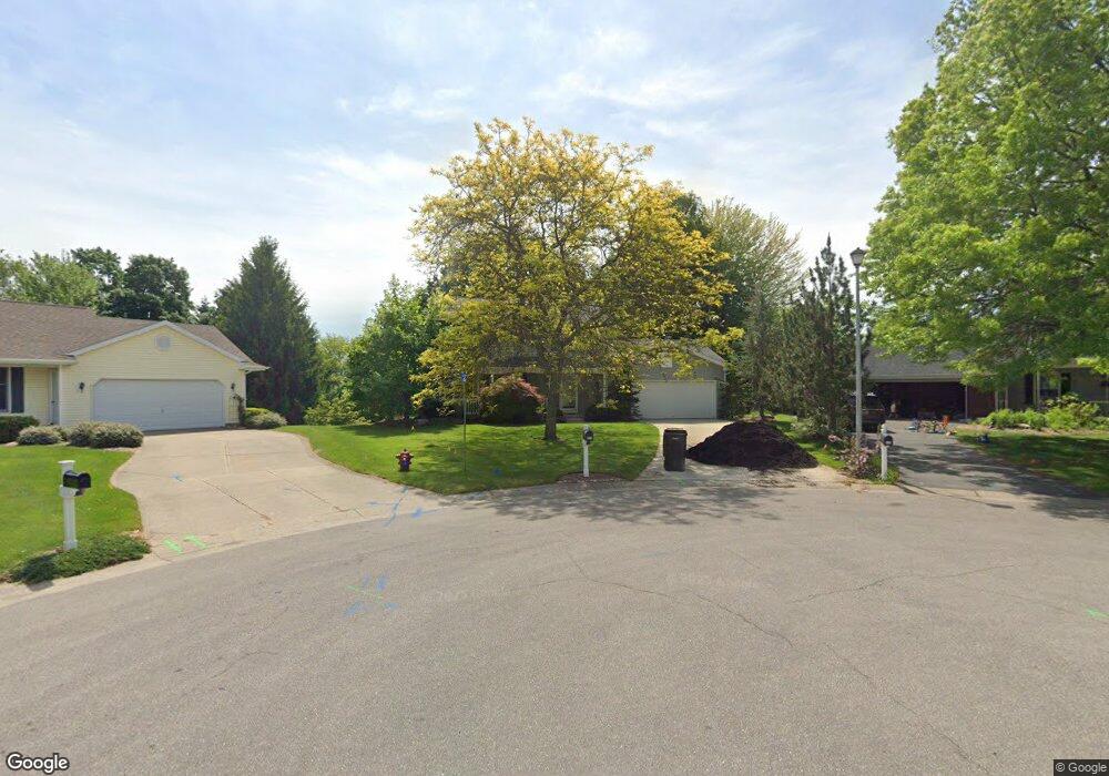 827 E Crownpointe Ct SW, Byron Center, MI 49315 - photo 1