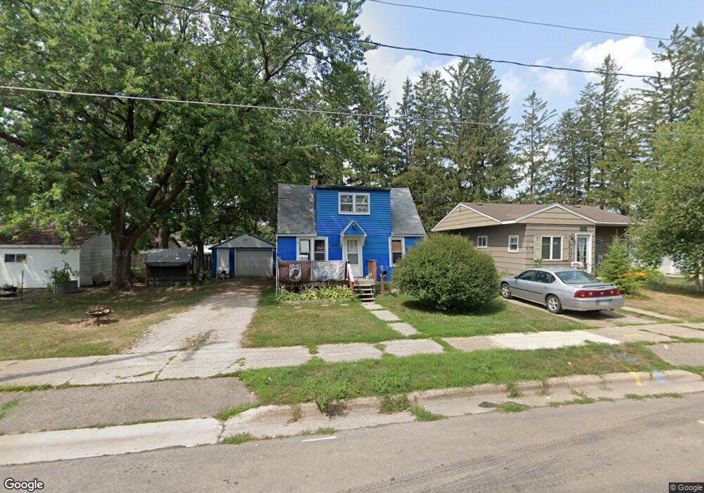 1205 12th St NW, Austin, MN 55912 - photo 1