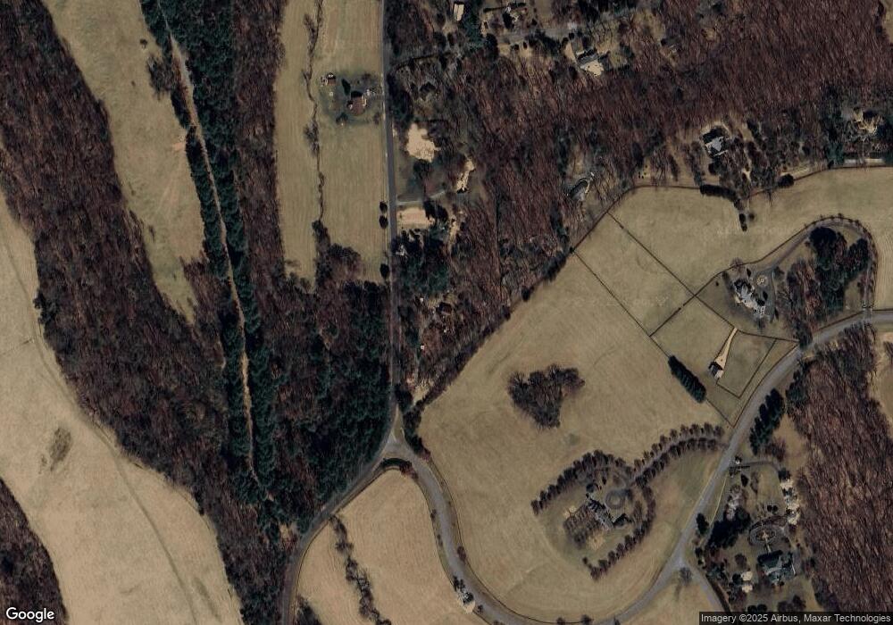 1279 Taylors Gap Rd, Charlottesville, VA 22903 - photo 1