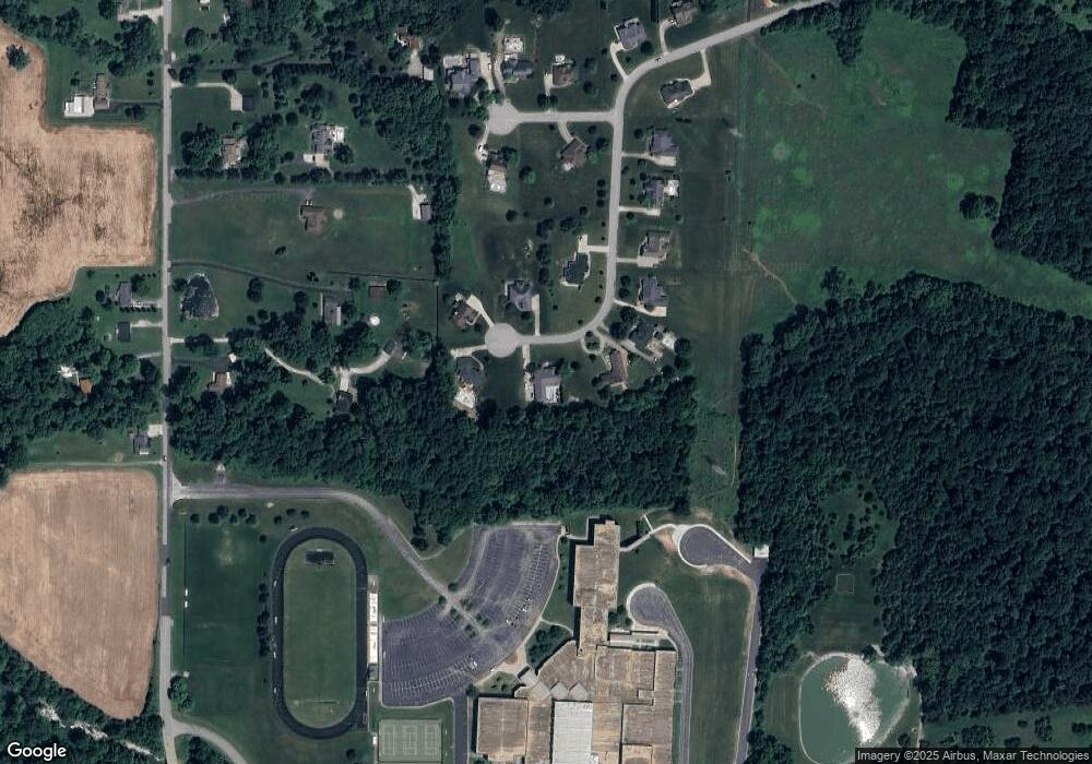 6035 Pebble Creek Dr, Floyds Knobs, IN 47119 - photo 1