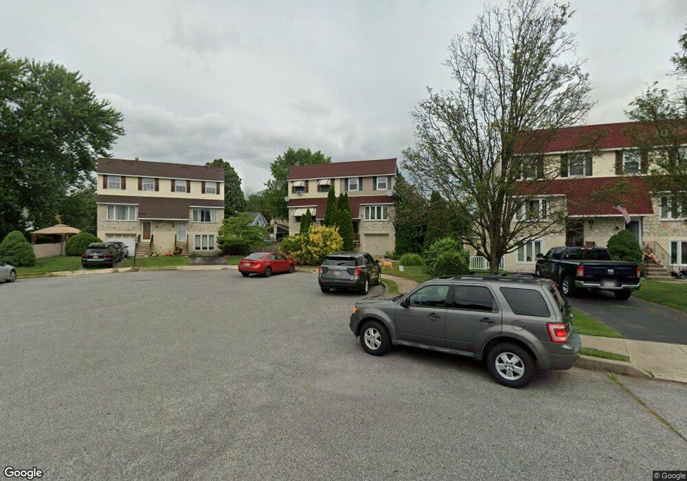 301 Patricia Ln, Secane, PA 19018 - photo 1