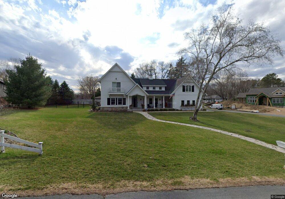 5810 Minnetonka Dr, Excelsior, MN 55331 - photo 1