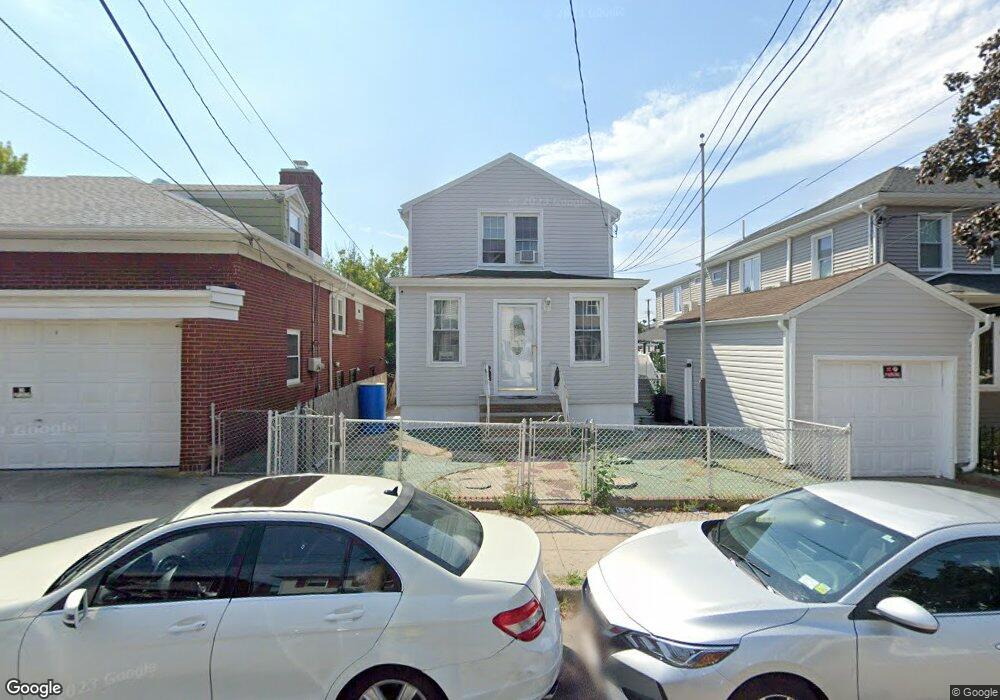 90-40 Silver Rd, Jamaica, NY 11417 - photo 1