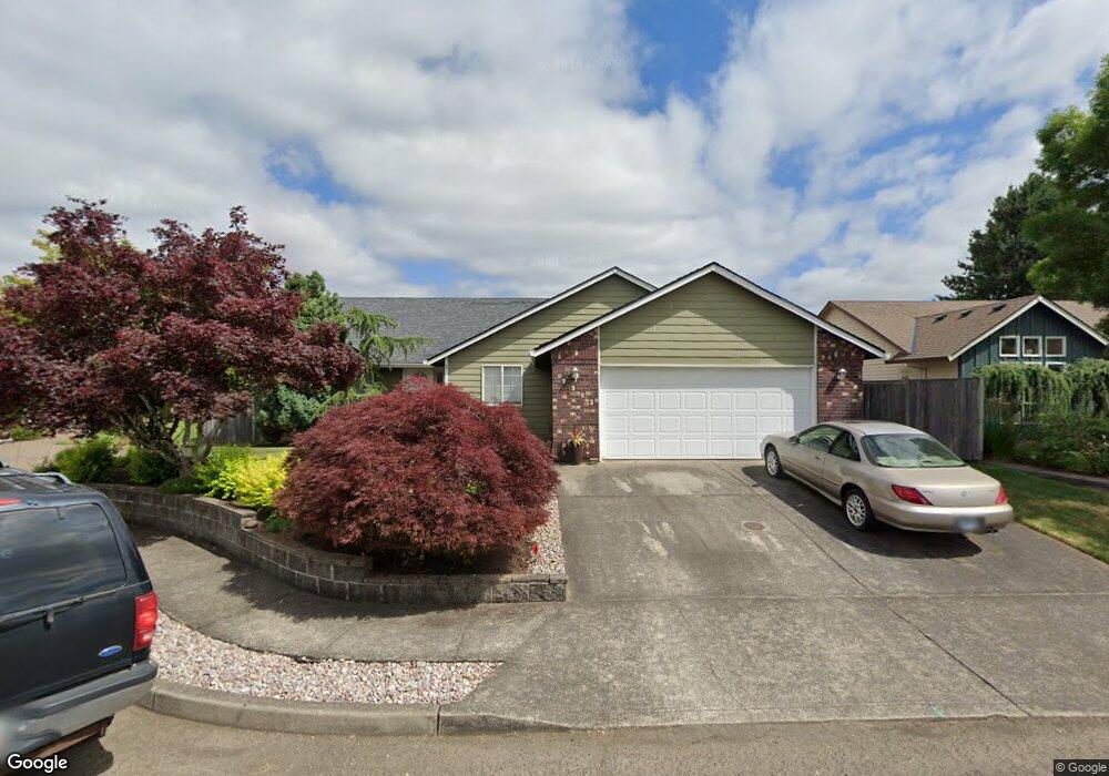 1302 SE 12th Loop, Canby, OR 97013 - photo 1