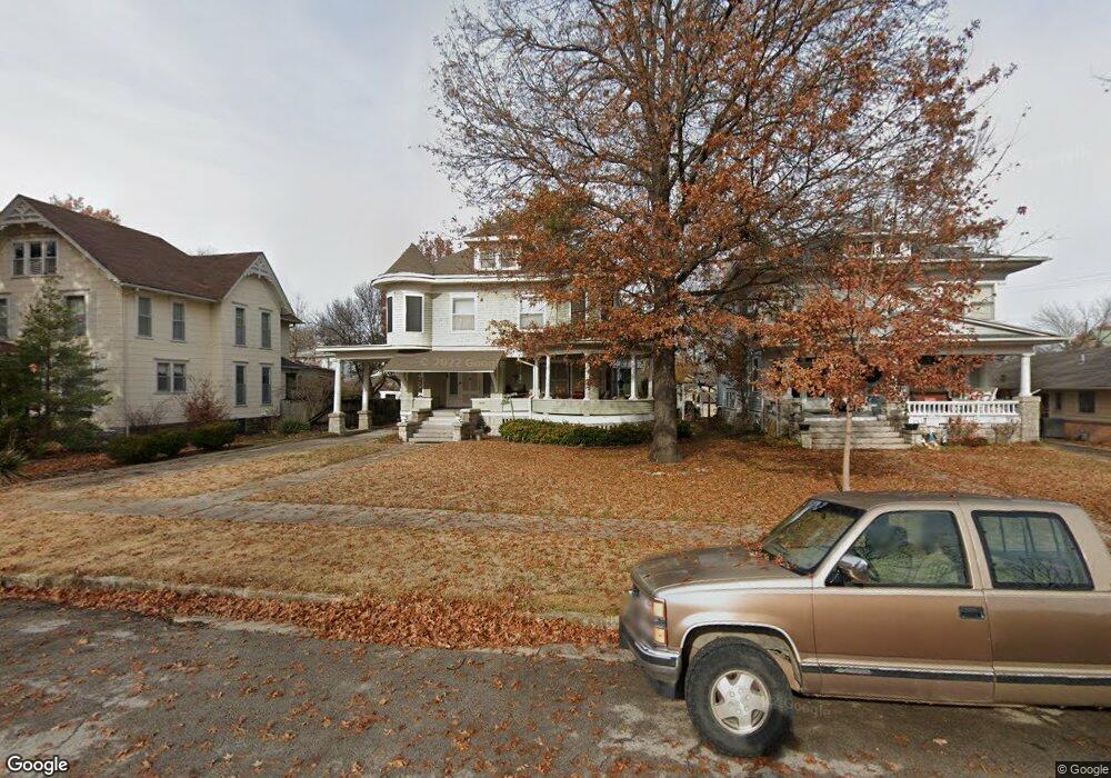 1609 Morgan Ave, Parsons, KS 67357 - photo 1