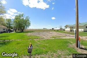 202 S 3rd St, Hampton, NE 68843