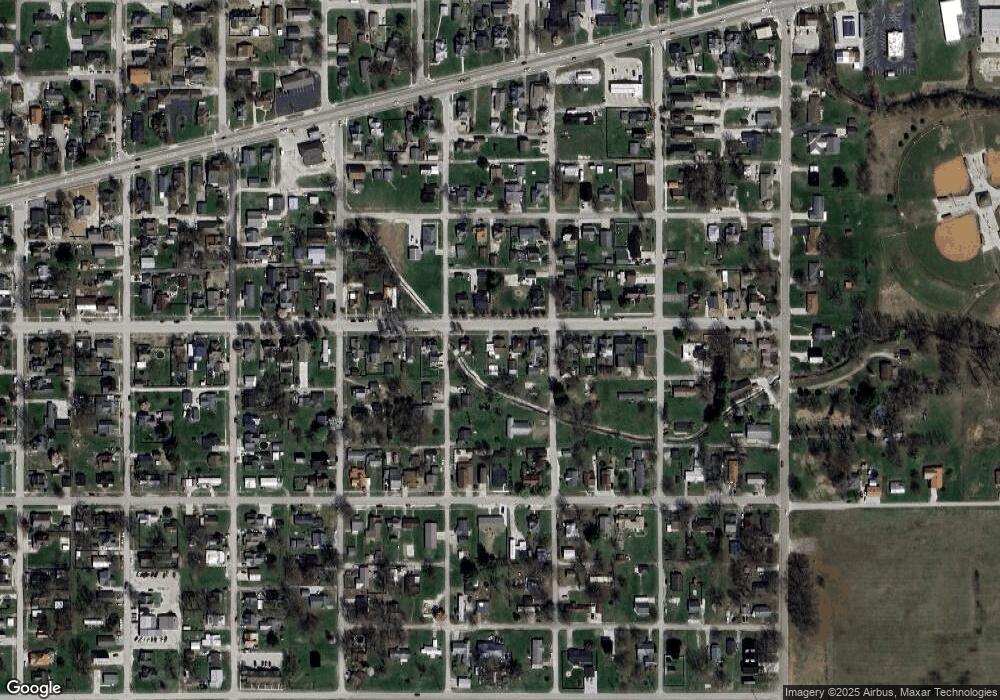 953 E Vincennes St, Linton, IN 47441 - photo 1