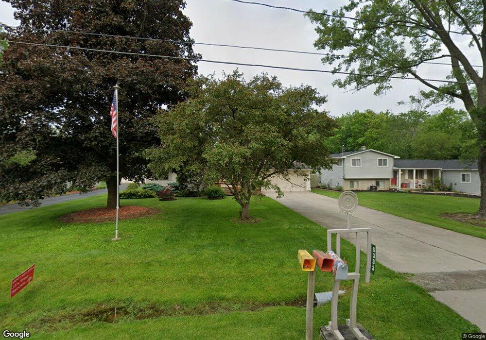 5333 Hopkins Rd, Flint, MI 48506 - photo 1