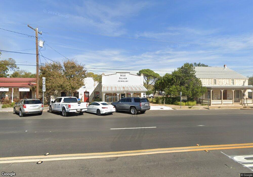 406 W Main St, Fredericksburg, TX 78624 - photo 1