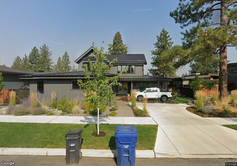 3034 NW Tharp Ave, Bend, OR 97703 - photo 1