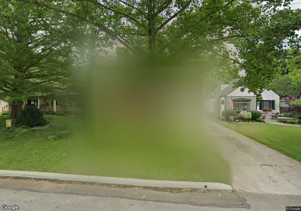 663 E Dominion Blvd, Columbus, OH 43214 - photo 1