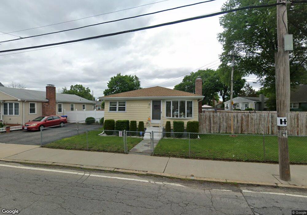 101 Killingly St, Providence, RI 02909 - photo 1