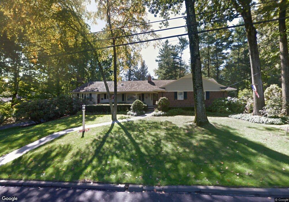 516 Carlton Rd, Wyckoff, NJ 07481 - photo 1