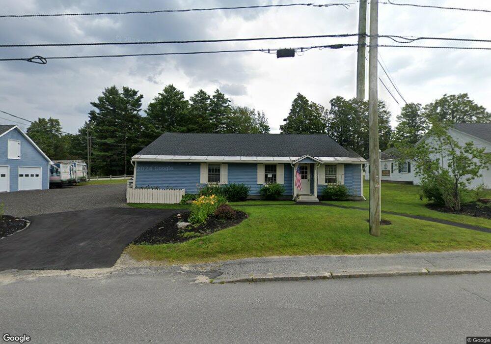 24 Pleasant St, New London, NH 03257 - photo 1