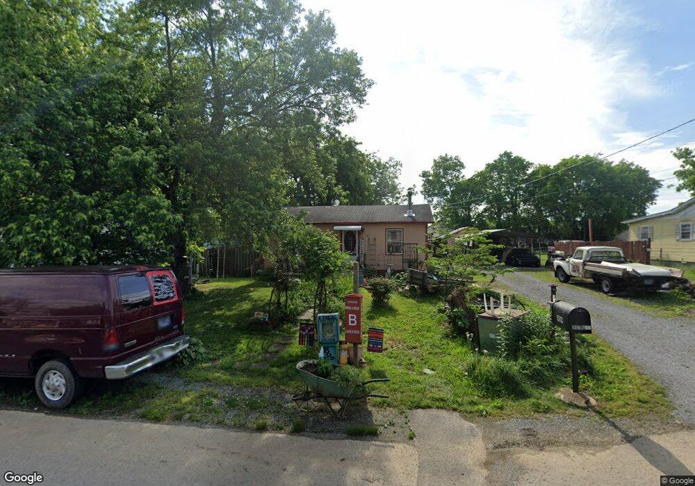 909 Smith St, Shelbyville, TN 37160 - photo 1