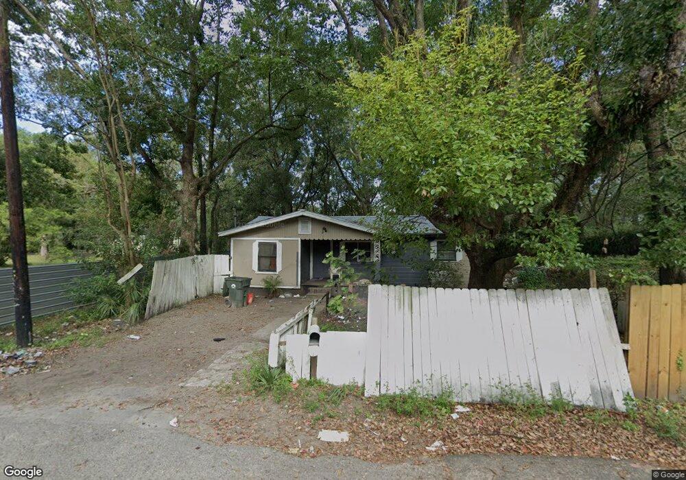 3 10th St, Brunswick, GA 31520 - photo 1