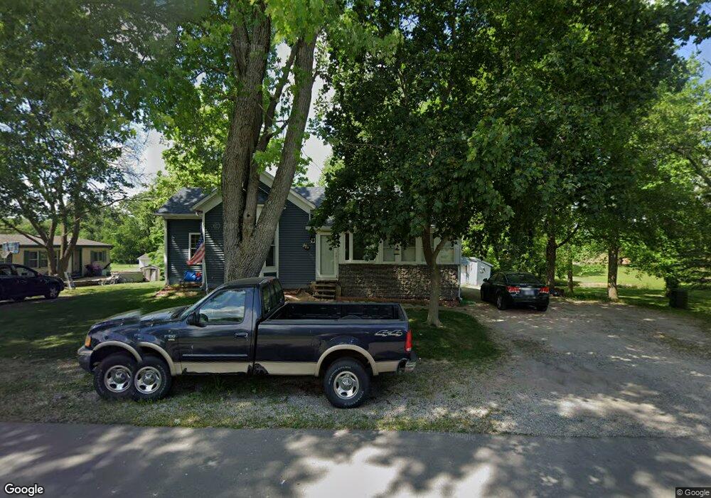 653 E 3rd St, Warren, IN 46792 - photo 1