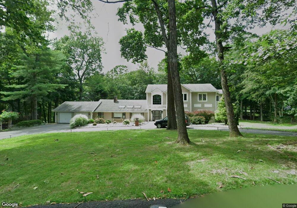 32 Parker Place, Upper Saddle River, NJ 07458 - photo 1