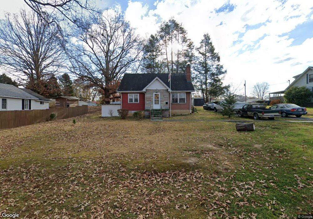 1608 E Watauga Ave, Johnson City, TN 37601 - photo 1