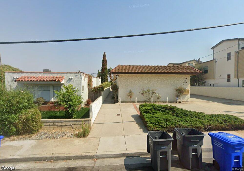 305 Chinquapin Ave unit 11, Carlsbad, CA 92008 - photo 1