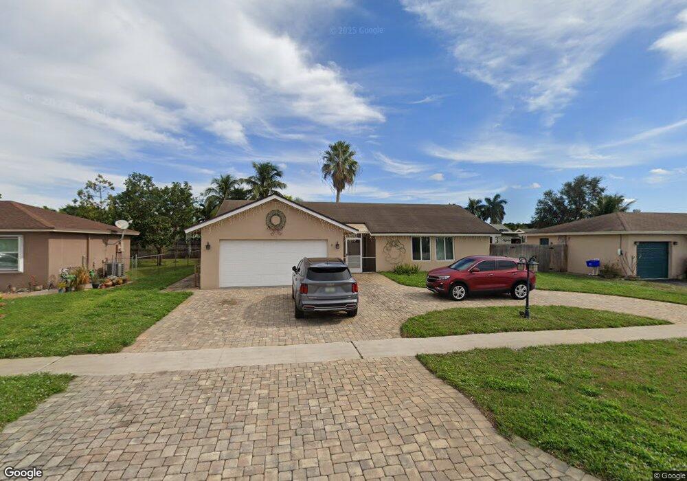 9267 Gettysburg Rd, Boca Raton, FL 33434 - photo 1