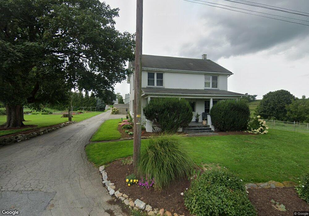 132 Black Horse Rd, Paradise, PA 17562 - photo 1