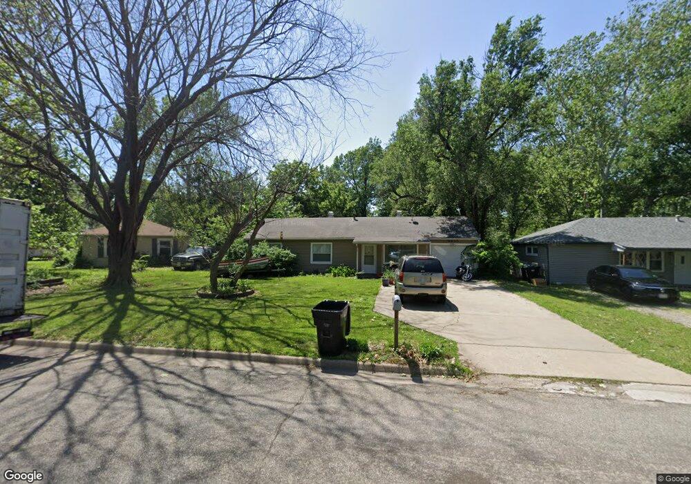 3635 SW Kirklawn Ave, Topeka, KS 66611 - photo 1