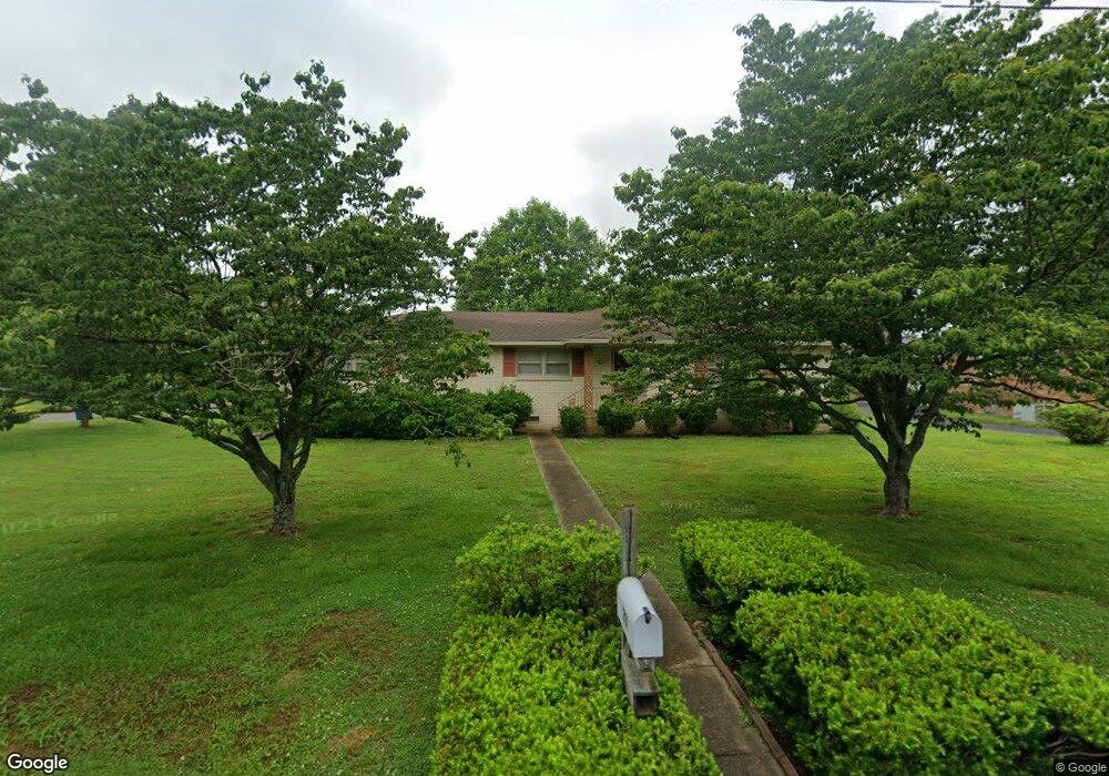 201 Oakwood Dr, Shelbyville, TN 37160 - photo 1