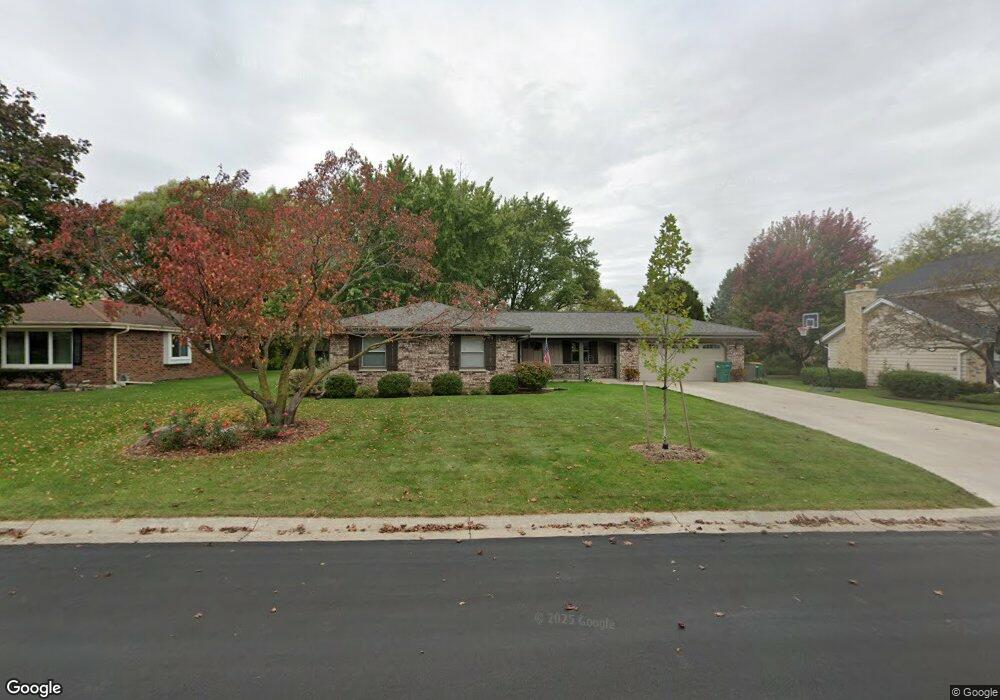 W168N10503 Deer Crossing, Germantown, WI 53022 - photo 1