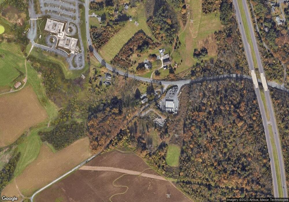 822 Gunhart Rd, Mohnton, PA 19540 - photo 1