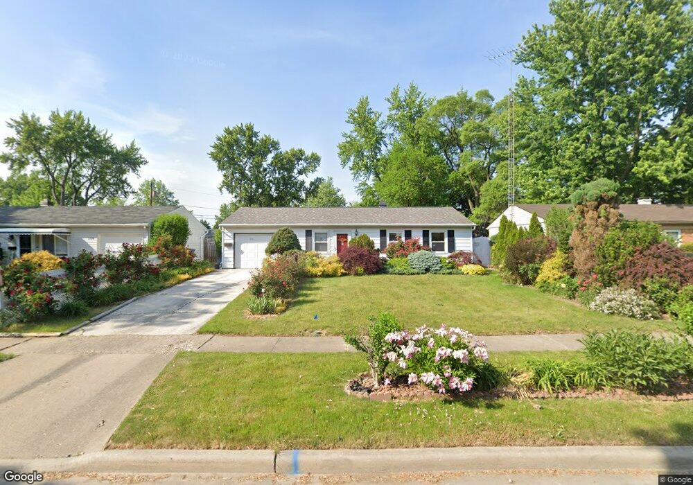 1718 E Benwick Rd, Toledo, OH 43613 - photo 1