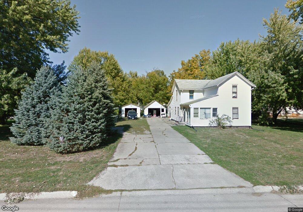 1004 N 9th Ave E, Newton, IA 50208 - photo 1