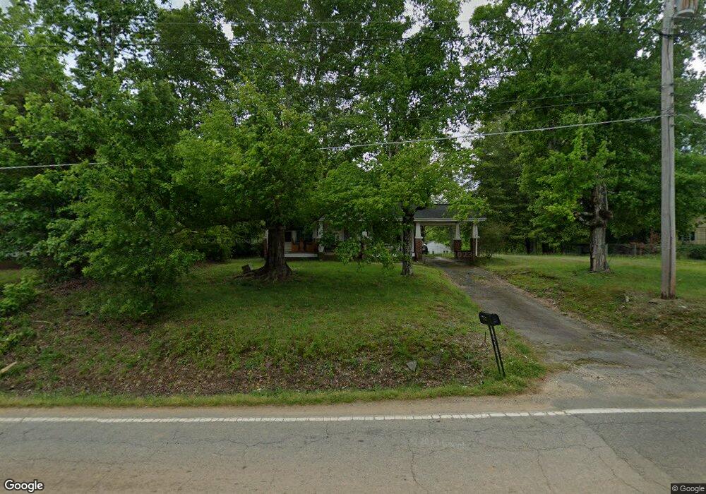 1208 E Fairfield Rd, High Point, NC 27263 - photo 1