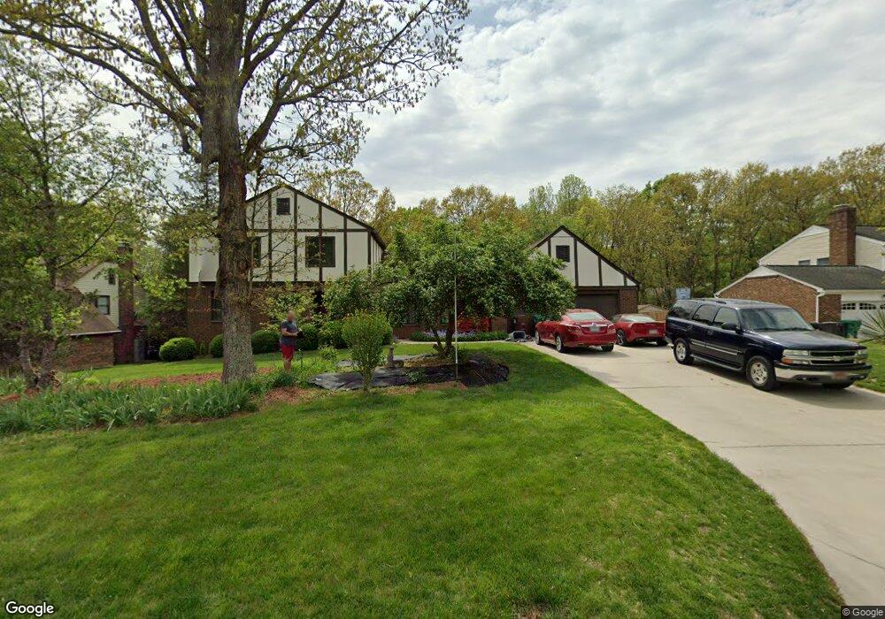 4305 Oak Hollow Dr, High Point, NC 27265 - photo 1