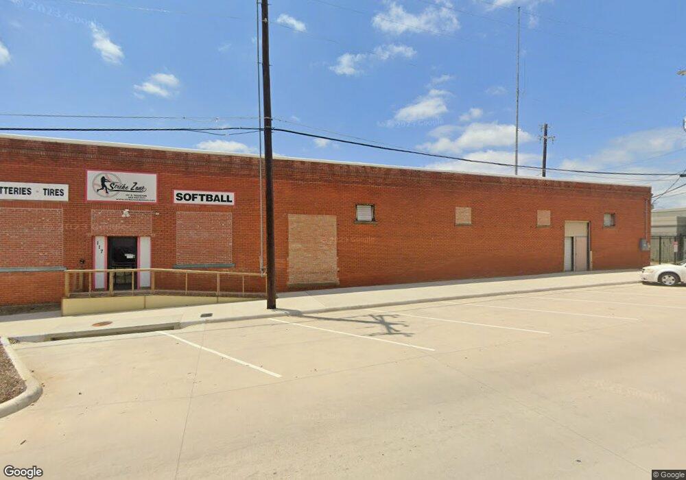 117 S Houston Ave, Denison, TX 75021 - photo 1