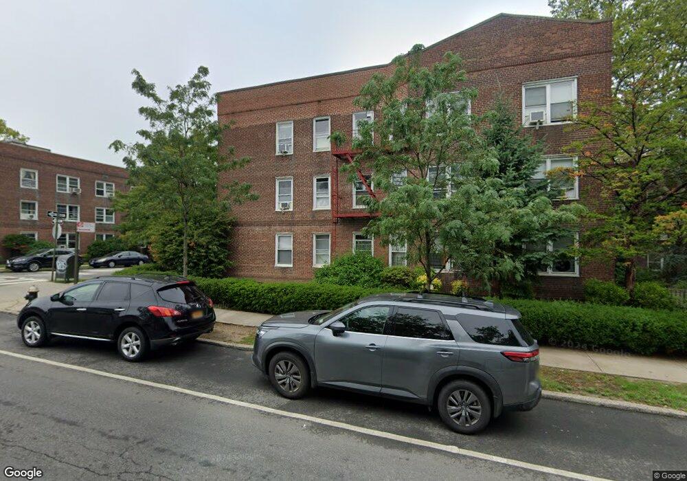 78-42 Main St unit 3L, Flushing, NY 11367 - photo 1