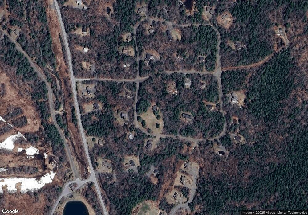 18 E Village Cir, Wilmington, VT 05363 - photo 1