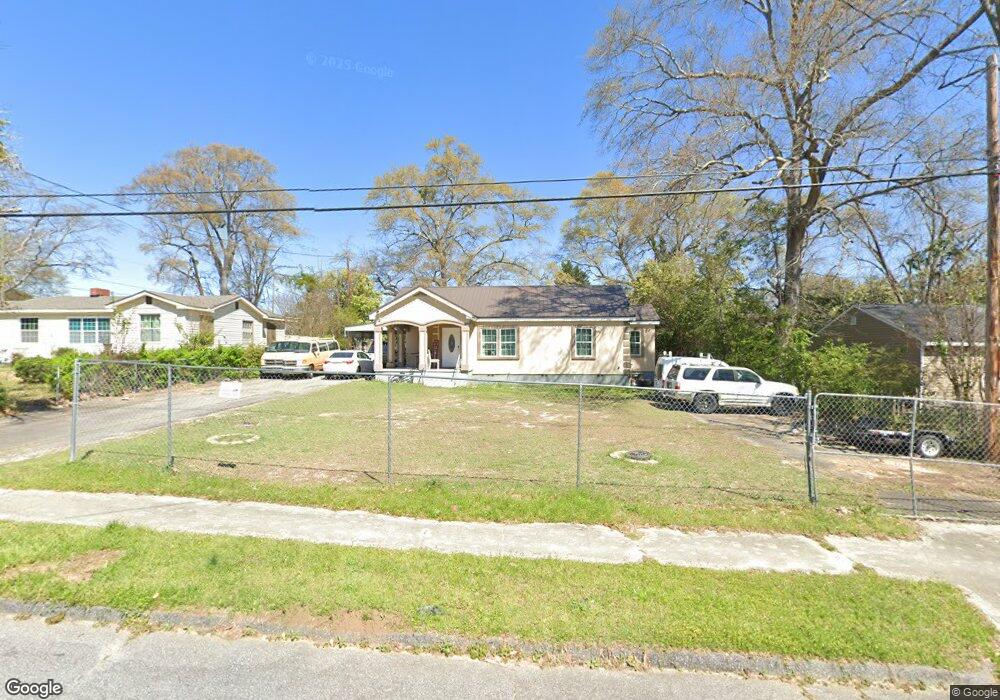 318 Robins Dr, Warner Robins, GA 31088 - photo 1