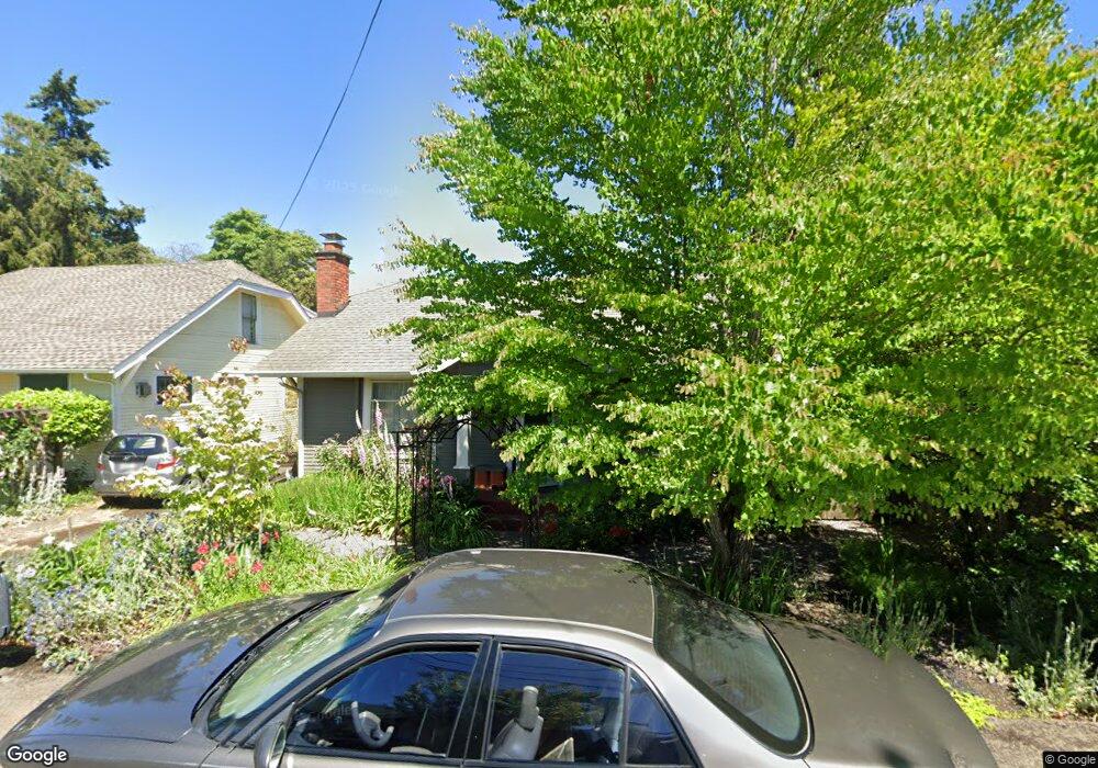 1065 Fillmore St, Eugene, OR 97402 - photo 1