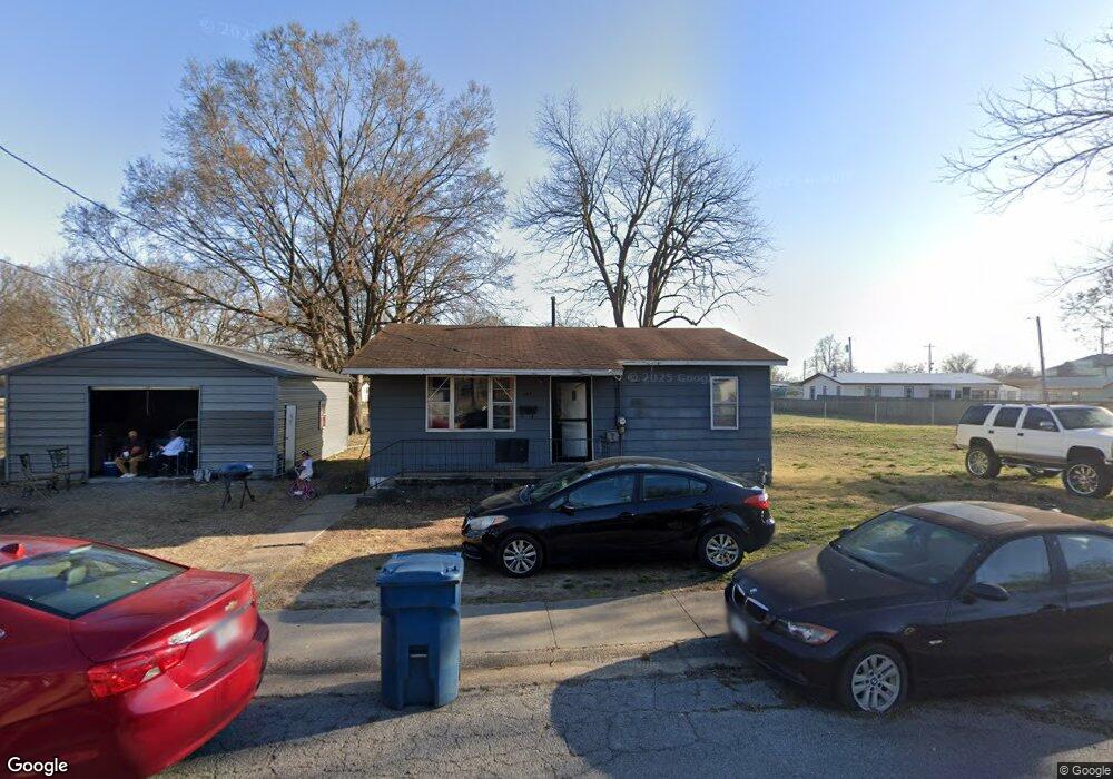 404 Riley St, New Madrid, MO 63869 - photo 1