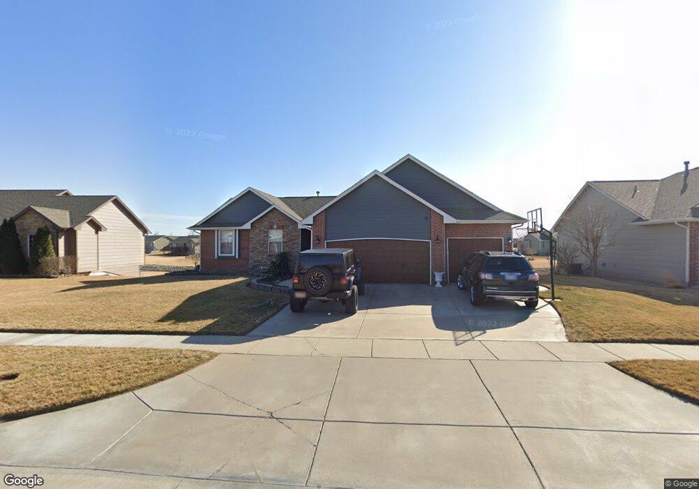 10913 W Havenhurst St, Wichita, KS 67205 - photo 1