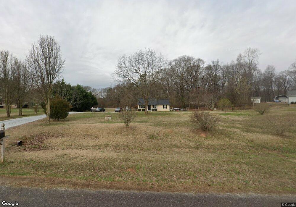 220 Hawks Nest Rd, Commerce, GA 30529 - photo 1