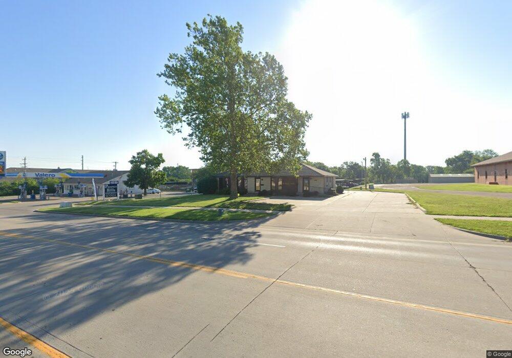 714 SW Fairlawn Rd unit B, Topeka, KS 66606 - photo 1