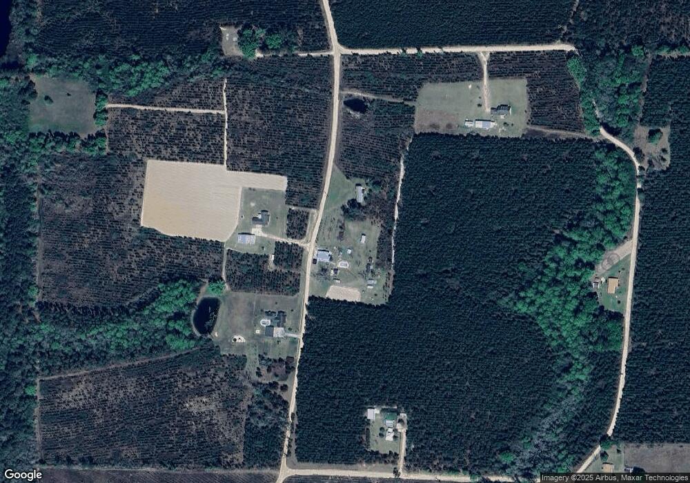 511 Sanderling Rd, Alma, GA 31510 - photo 1