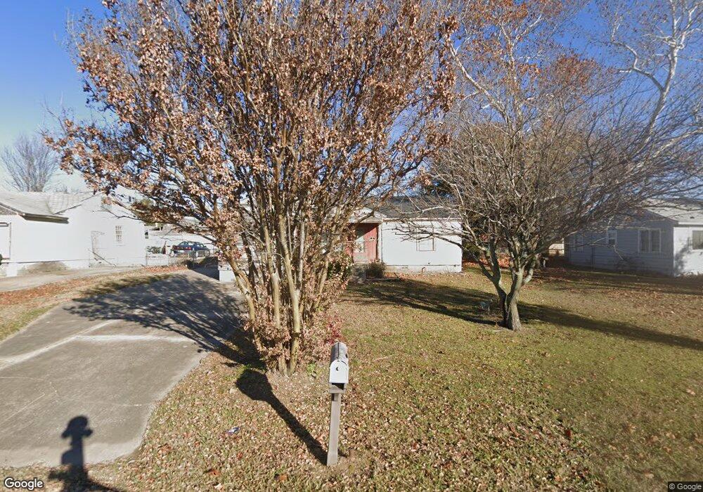 511 E 22nd St, Okmulgee, OK 74447 - photo 1