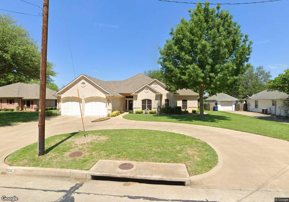 806 S Paris St, Ennis, TX 75119 - photo 1
